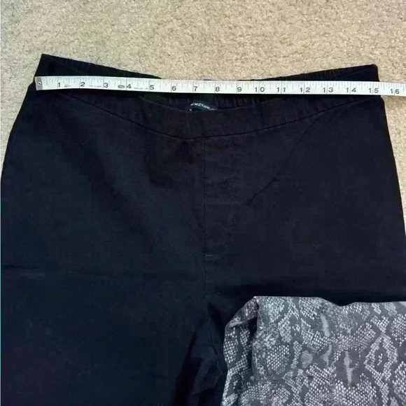 Isaac Mizrahi Live! Tall 24/7 Stretch Ankle Pants Size 14 Tall TWO PAIR Snake - Picture 8 of 16